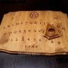 Tavola ouija in legno naturale