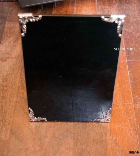 Specchio nero da divinazione - black mirror