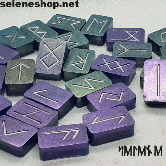 rune metallizzate viola