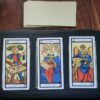 Mesa de lectura de cartas del tarot